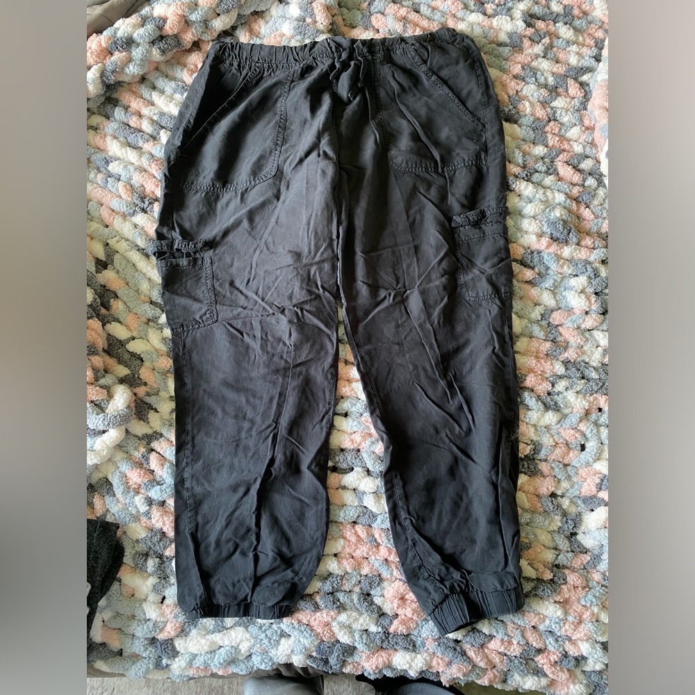 Lightweight comfy cargo pants